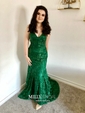 Trumpet/Mermaid V-neck Lace Sweep Train Lace Prom Dresses