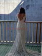 Lace V-neck Trumpet/Mermaid Sweep Train Lace Wedding Dresses