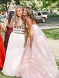 Ball Gown/Princess Sweep Train Scoop Neck Tulle Flower(s) Prom Dresses