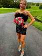 Sheath/Column Strapless Sequined Short/Mini Short Prom Dresses With Feathers / Fur