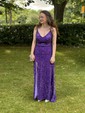 Sheath/Column V-neck Velvet Sequins Sweep Train Split Front Prom Dresses