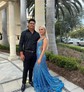 Trumpet/Mermaid V-neck Sequined Sweep Train Prom Dresses