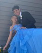 Ball Gown/Princess Off-the-shoulder Glitter Sweep Train Prom Dresses With Appliques Lace