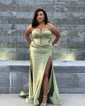 Trumpet/Mermaid Sweetheart Silk-like Satin Sweep Train Prom Dresses With Ruched