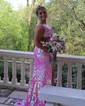 Trumpet/Mermaid V-neck Sequined Sweep Train Prom Dresses With Split Front