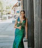 Trumpet/Mermaid V-neck Sequined Sweep Train Prom Dresses