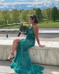 Sheath/Column V-neck Glitter Asymmetrical Prom Dresses With Appliques Lace