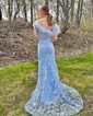 Trumpet/Mermaid Off-the-shoulder Lace Sweep Train Prom Dresses With Appliques Lace