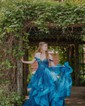 Ball Gown/Princess Off-the-shoulder Glitter Floor-length Prom Dresses With Appliques Lace