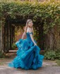 Ball Gown/Princess Off-the-shoulder Glitter Floor-length Prom Dresses With Appliques Lace