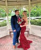 Trumpet/Mermaid Sweep Train Sweetheart Velvet Sequins Prom Dresses