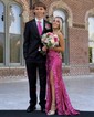 Trumpet/Mermaid Sweetheart Sequined Sweep Train Prom Dresses With Flower(s)