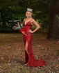 Sheath/Column V-neck Velvet Sequins Sweep Train Prom Dresses With Beading