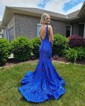 Trumpet/Mermaid V-neck Sequined Sweep Train Prom Dresses