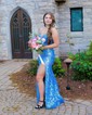 Trumpet/Mermaid V-neck Sequined Sweep Train Prom Dresses With Split Front