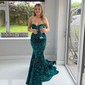 Trumpet/Mermaid Sweep Train Sweetheart Velvet Sequins Prom Dresses