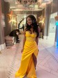 Sheath/Column Strapless Satin Corset Prom Dresses With Beading