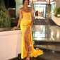 Sheath/Column Strapless Satin Corset Prom Dresses With Beading