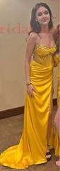 Sheath/Column Strapless Satin Corset Prom Dresses With Beading