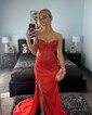Sheath/Column Strapless Satin Corset Prom Dresses With Beading