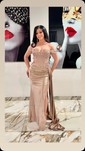 Sheath/Column Off-the-shoulder Satin Prom Dresses With Appliques