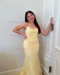 Mermaid Scoop Neck Tulle Prom Dresses With Appliques