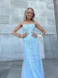 Black Mermaid Scoop Neck Backless Tulle Prom Dresses With Appliques