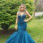 Mermaid V-neck Tulle Prom Dresses With Appliques