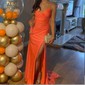 Sheath/Column V-neck Glitter Prom Dresses With Ruched