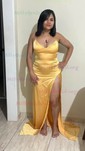 Petite Sheath/Column Satin V-neck Lace-Up Split Prom Dresses