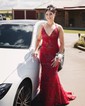 Trumpet/Mermaid V-neck Tulle Sweep Train Prom Dresses With Sequins