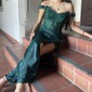 Sheath/Column Off-the-shoulder Satin Prom Dresses With Appliques