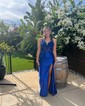 Sheath/Column V-neck Jersey Prom Dresses With Appliques