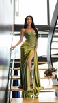 Sheath/Column Sweetheart Satin Corset Prom Dresses With Appliques