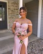 Sheath/Column Off-the-shoulder Satin Corset Prom Dresses With Appliques