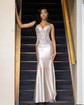 Mermaid V-neck Glitter Prom Dresses With Appliques