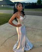 Mermaid V-neck Glitter Prom Dresses With Appliques