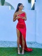 Sheath/Column Strapless Satin Prom Dresses With Ruched